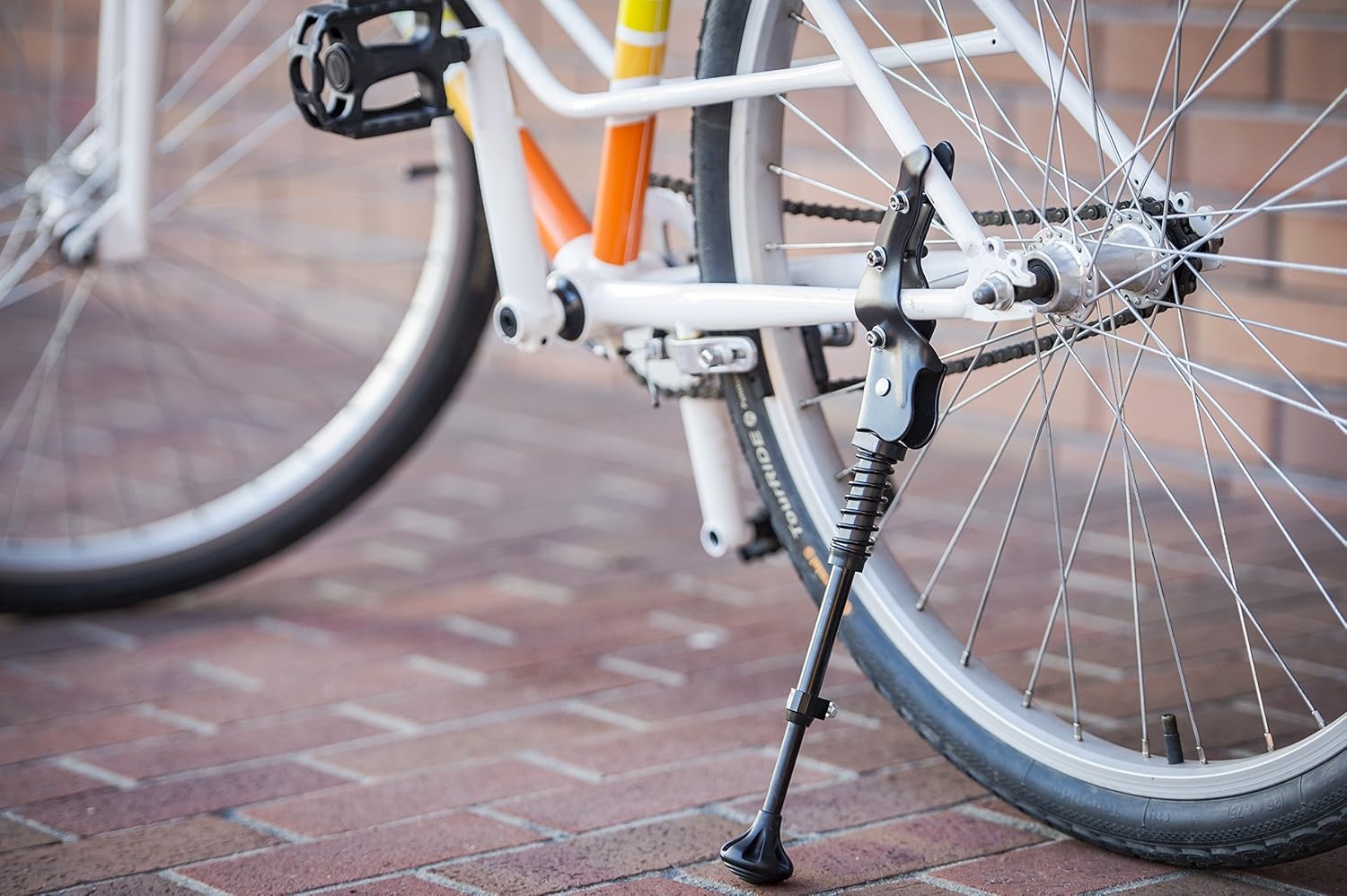 image:imageBELL Bracer 500 RearMount Kickstand BlackOne Size