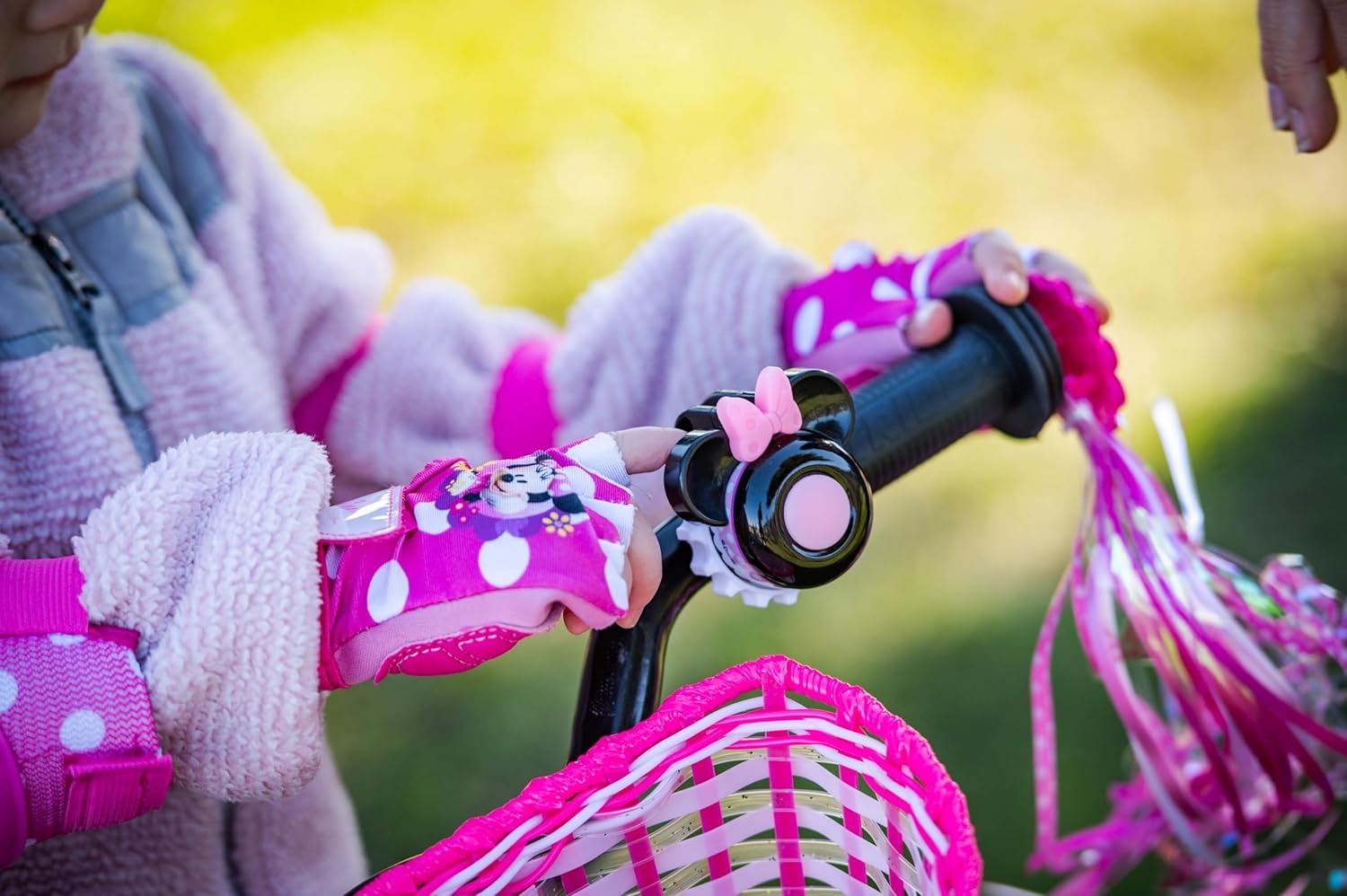 image:imageBell Disney Minnie Mouse Child Bike Accessories