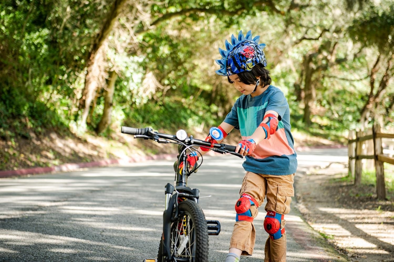 image:imageBell Marvel Avengers Child and Toddler Bike HelmetsSpiderMan Web Shatter Mohawk
